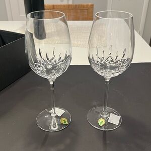 Elegant Crystal Wine Glass Set